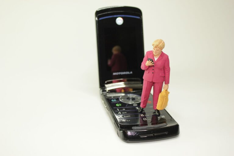 Analyzing the Use of Online Voting Simulators in Voter Education